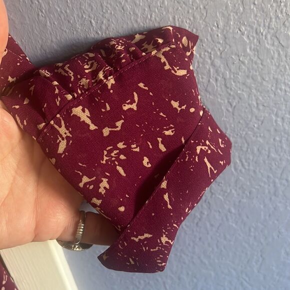 Converse Semi-Sheer Burgundy & Tan Print Tunic Blouse - Picture 6 of 9